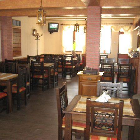 Spartak Family Hotel Smoljan Exterior foto